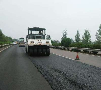 中恒瀝青工程 平湖公路瀝青道路修補施工